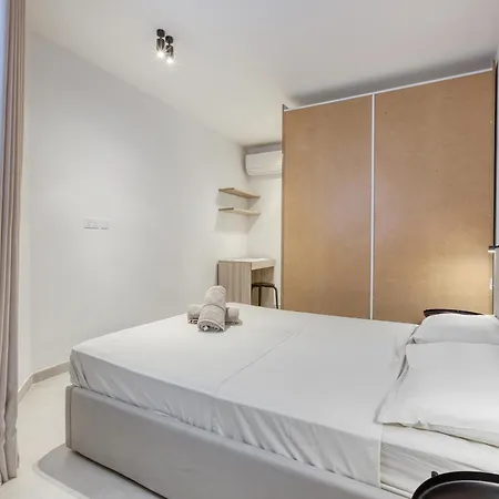 Spacious & Modern 3br With Terrace In By 360 Estates * Mgarr