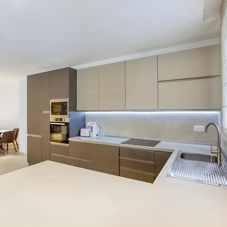 Spacious & Modern 3br With Terrace In By 360 Estates Daire