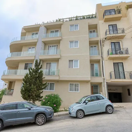Spacious & Modern 3br With Terrace In By 360 Estates Mgarr